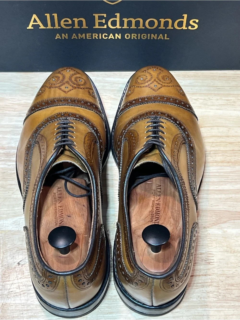 Allen Edmonds Strand Men’s Brogue Cap Toe Oxfords With Patinas Sz 8.5 2E 🇺🇸